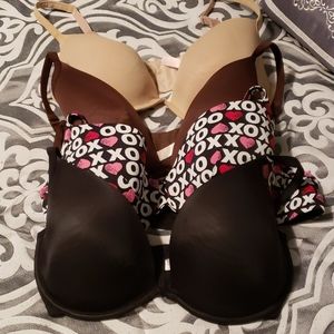 Cacique Plunge Bras - 40DD